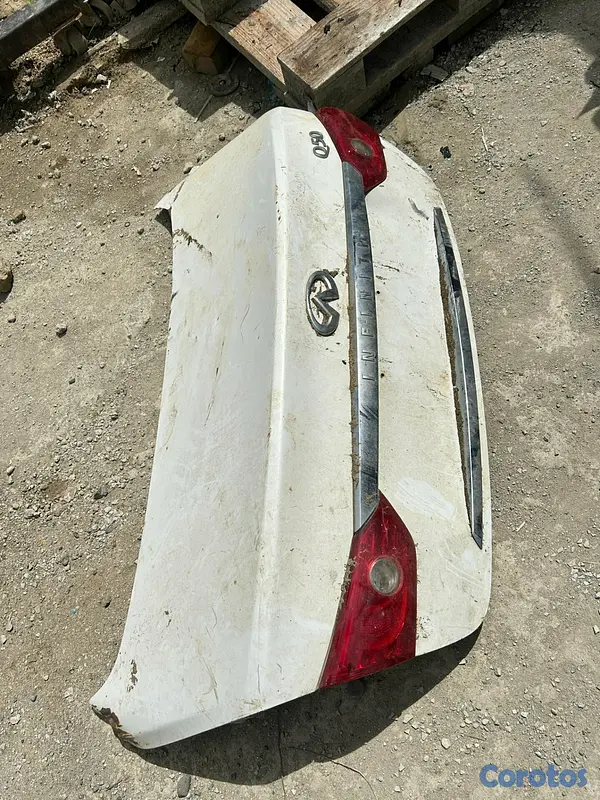 repuestos - Compuerta trasera Original OEM de Infiniti Q50 año 3