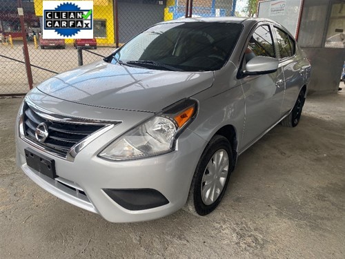 carros - Nissan Versa 2017 Clean Carfax Nuevo ✔️