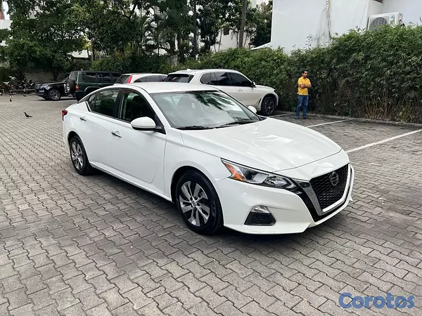 carros - 2020 NISSAN ALTIMA SV 3
