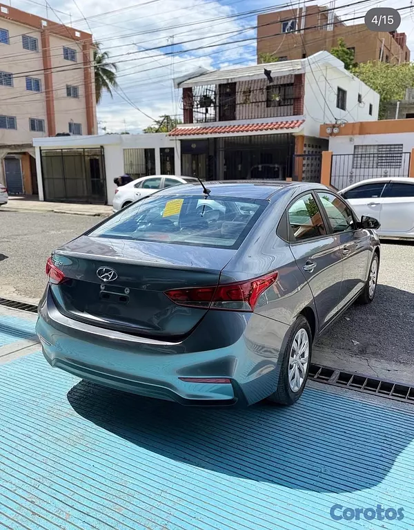 carros - Hyundai Accent SE 2020 4