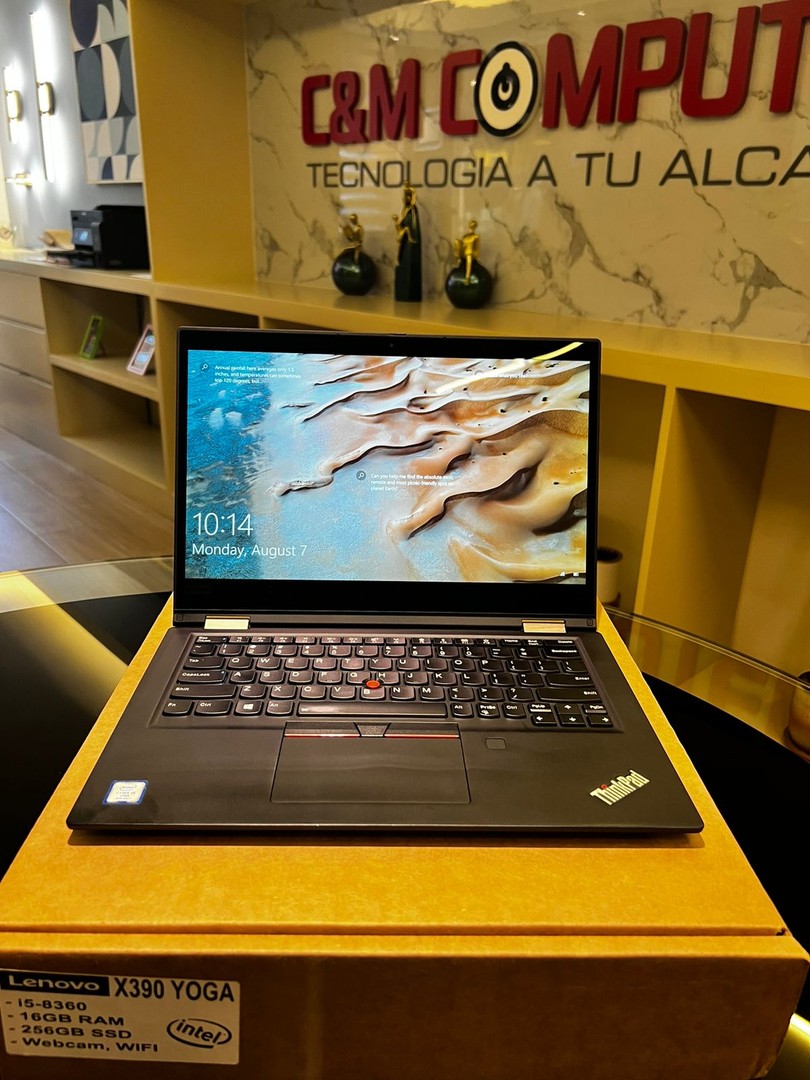 computadoras y laptops - Laptop Lenovo Yoga X390 i5 8th Generación 14´´ Touch 