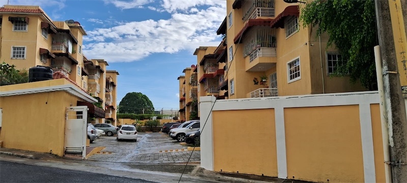 apartamentos - Venta de apartamento 4ta con terraza en la Charles de Gaulle de 191mts 0