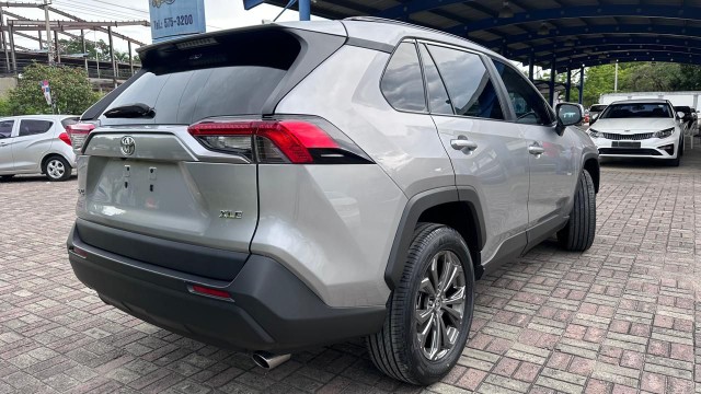 jeepetas y camionetas - Toyota rav4 2022 2