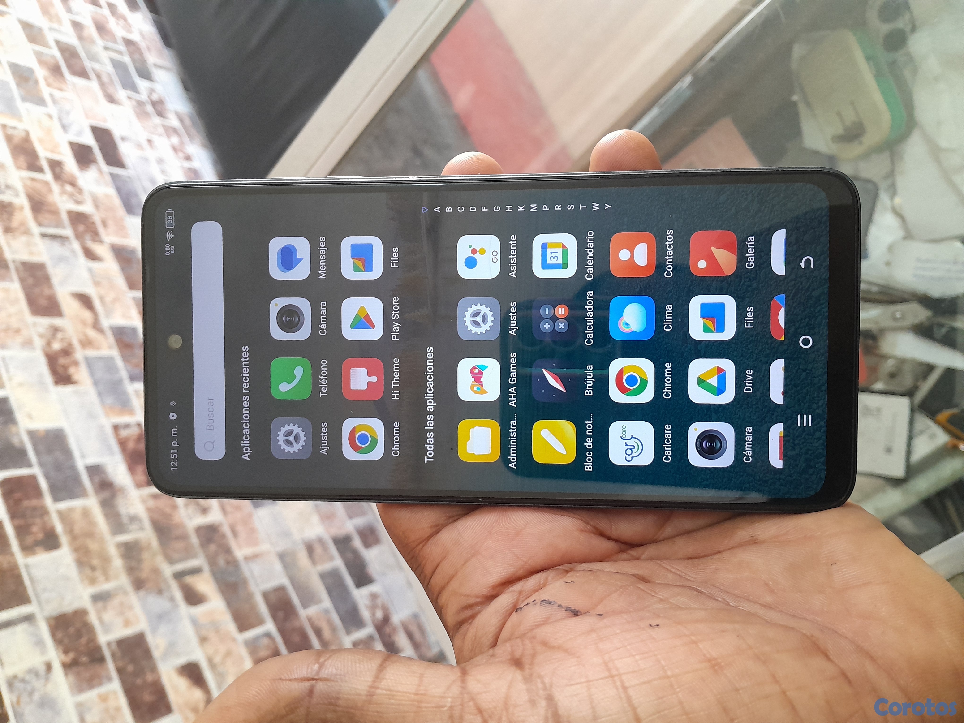 celulares y tabletas - Tecno Spark Go 2024  3