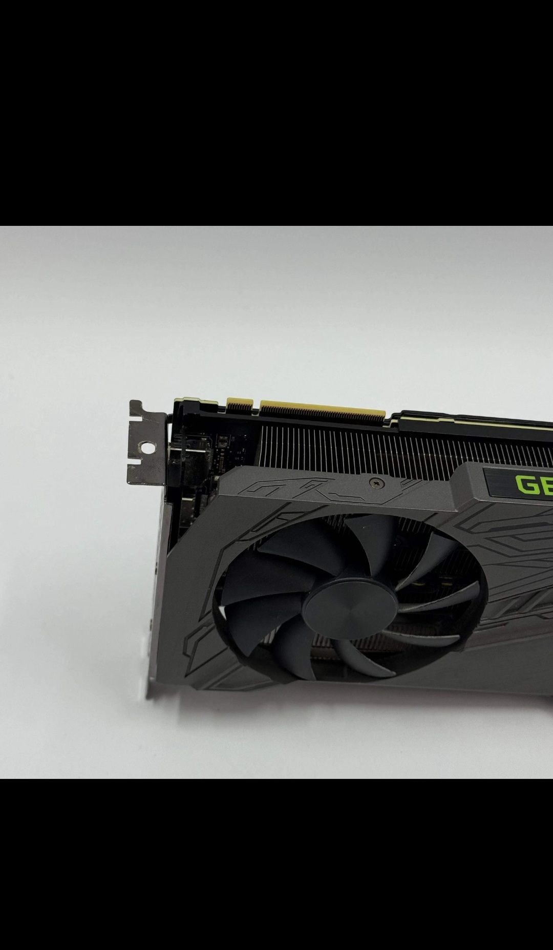 computadoras y laptops - Tarjeta De Video RTX 2080 Super 8GB 9