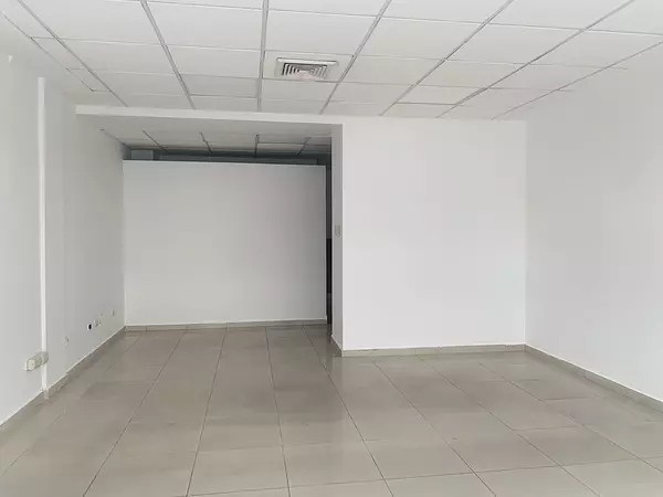 oficinas y locales comerciales - Local en Piantini  2