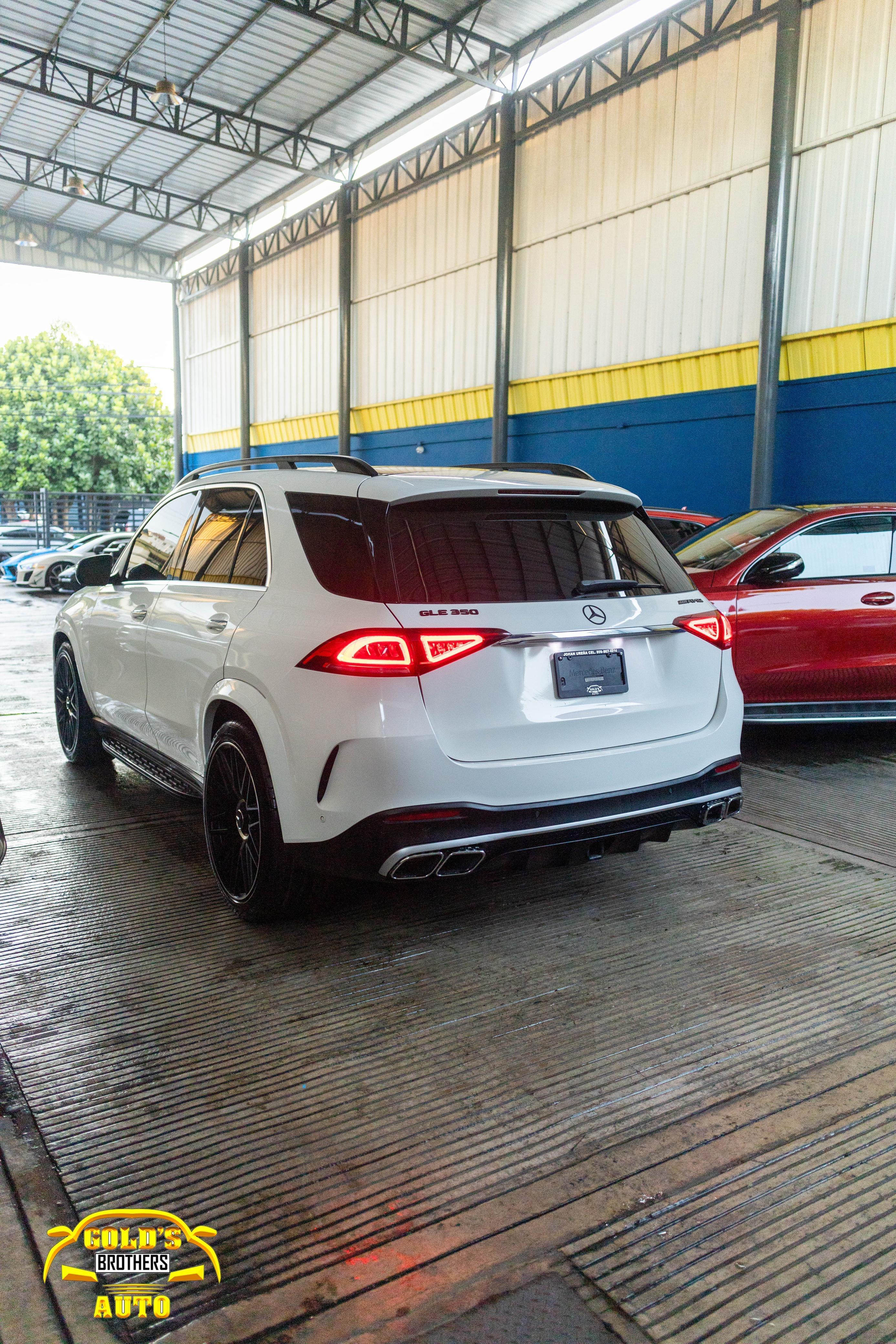 jeepetas y camionetas - Mercedes Benz GLE 350 AMG 2020 Clean Carfax 3