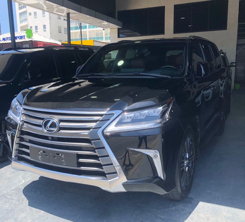 jeepetas y camionetas - Lexus LX 570 2019 impecable