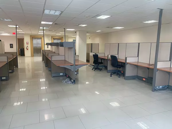 oficinas y locales comerciales - Local céntrico y corporativo 5