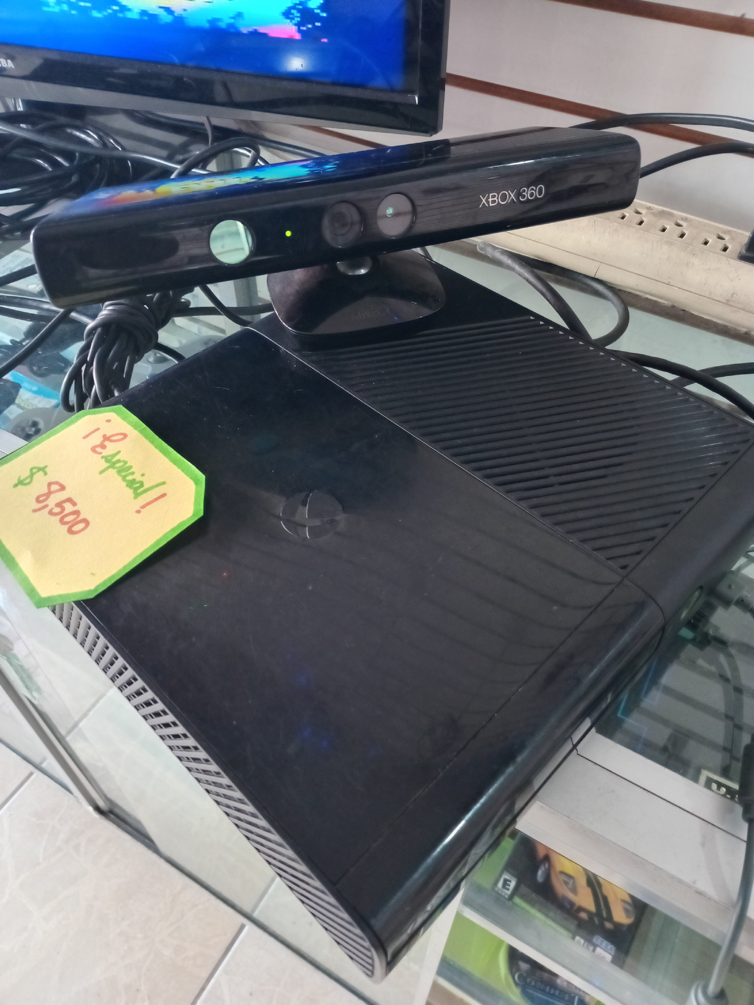 consolas y videojuegos - es el Ultimo .odelo de la linea de los xbox 360 el xbox Eslim