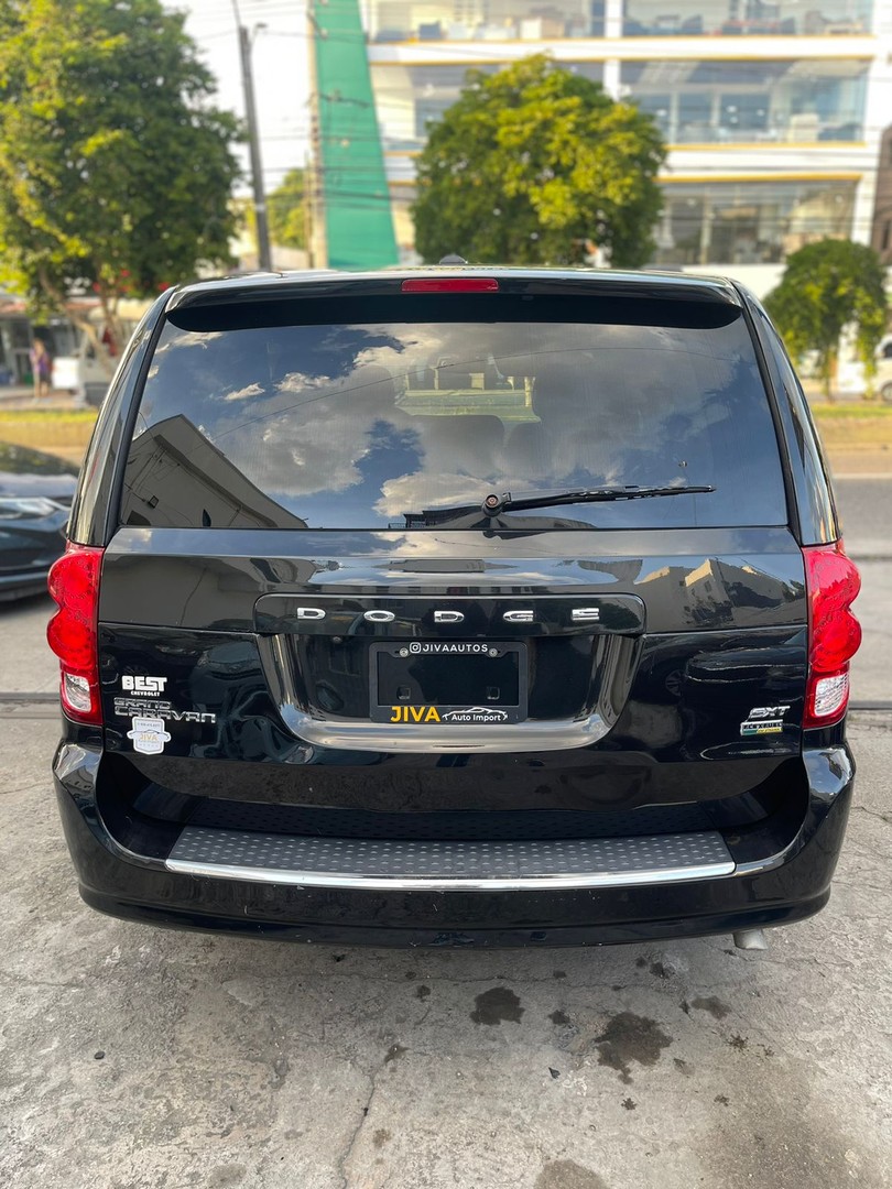 jeepetas y camionetas - 2019 Dodge Grand Caravan SXT 3