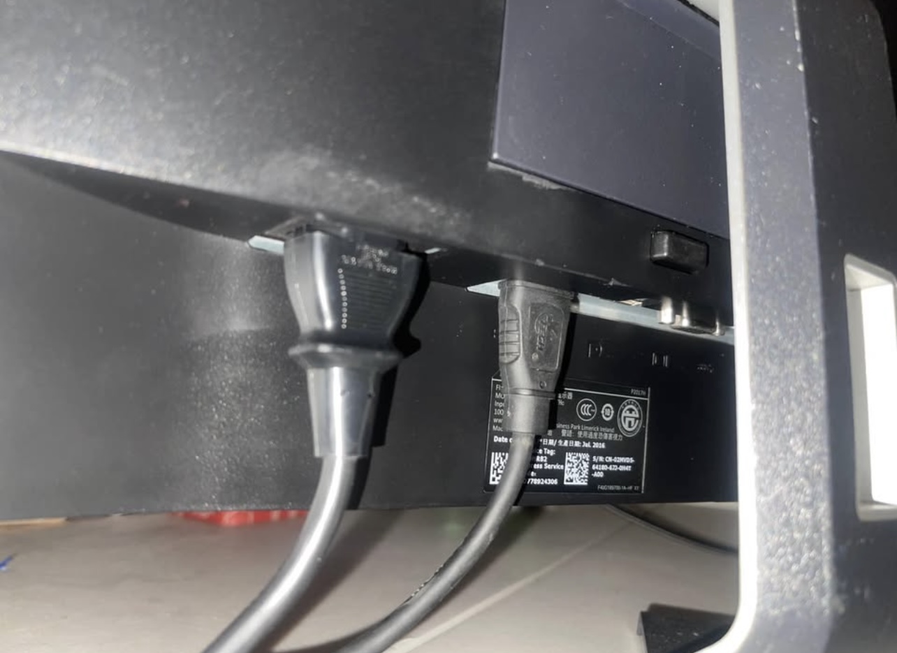 computadoras y laptops - Monitor Dell 2