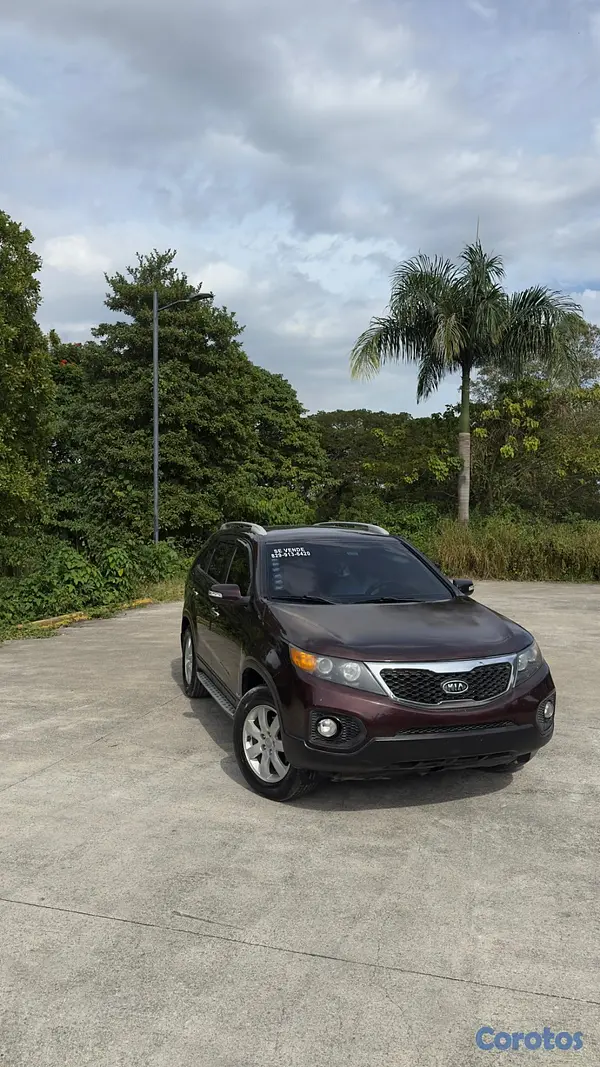 jeepetas y camionetas - Se vende KIA sorento 12