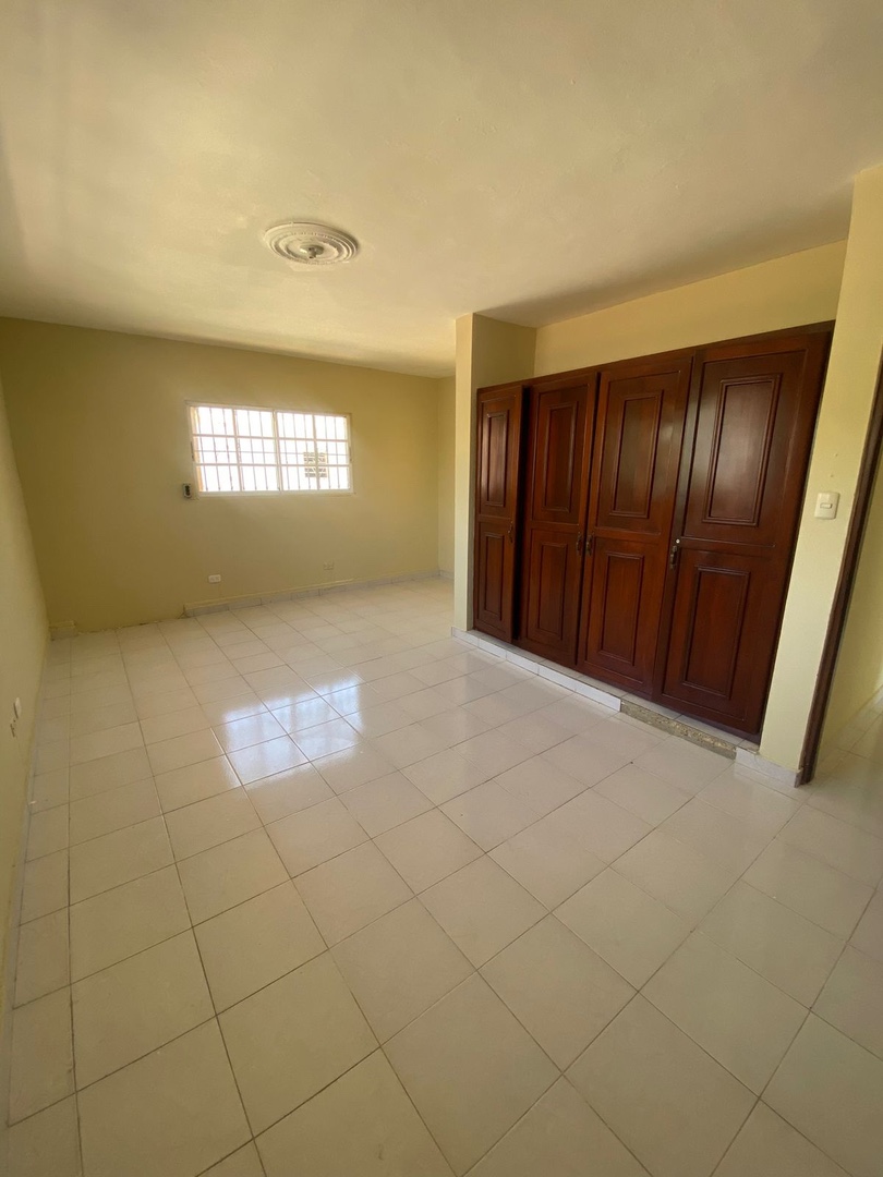 apartamentos - Casa en Venta en Santo Domingo Este 6