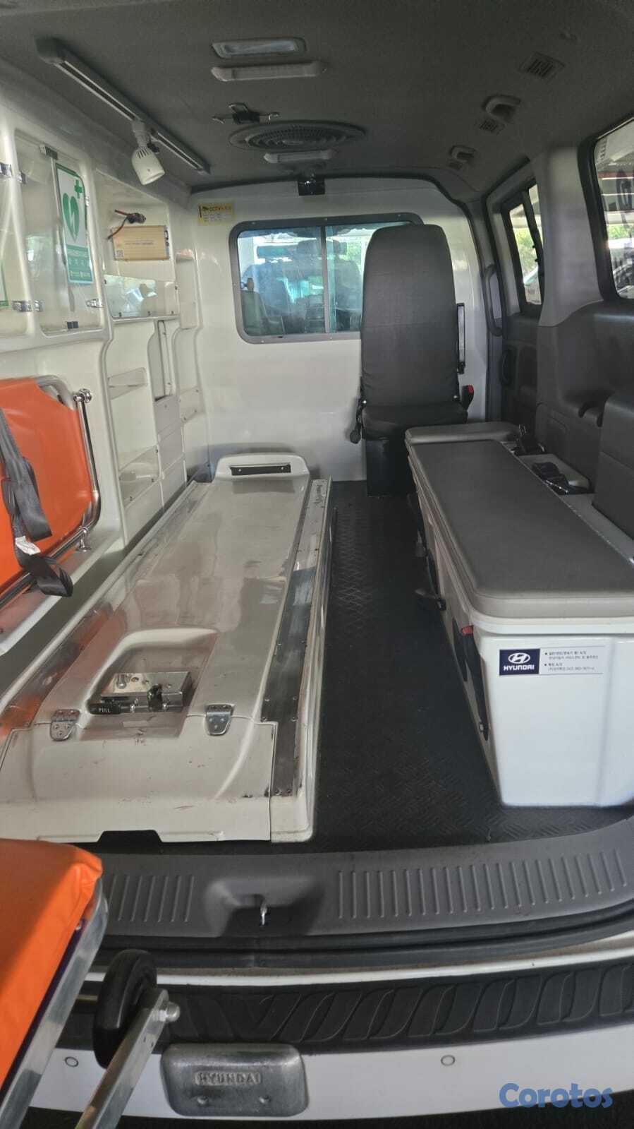 otros vehiculos - HYUNDAI GRAND STAREX AMBULANCIA 2016 5