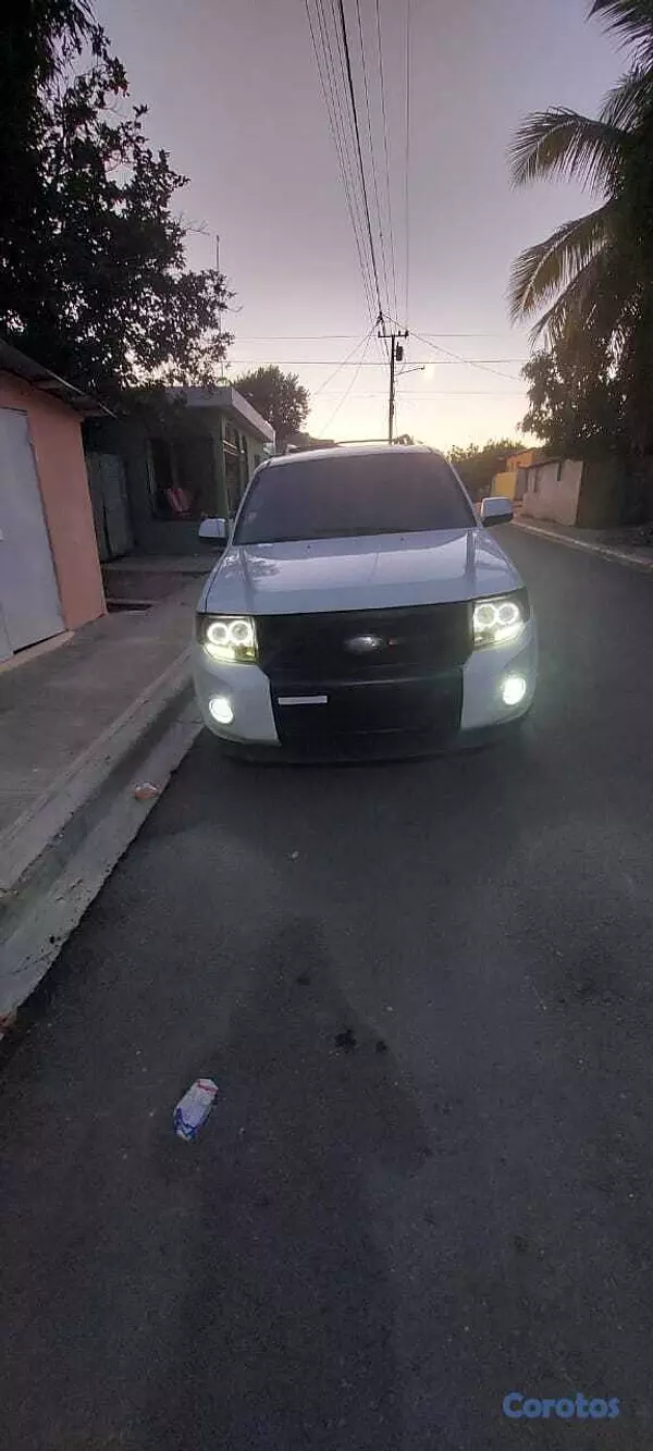 jeepetas y camionetas - Ford Escape 2009 6