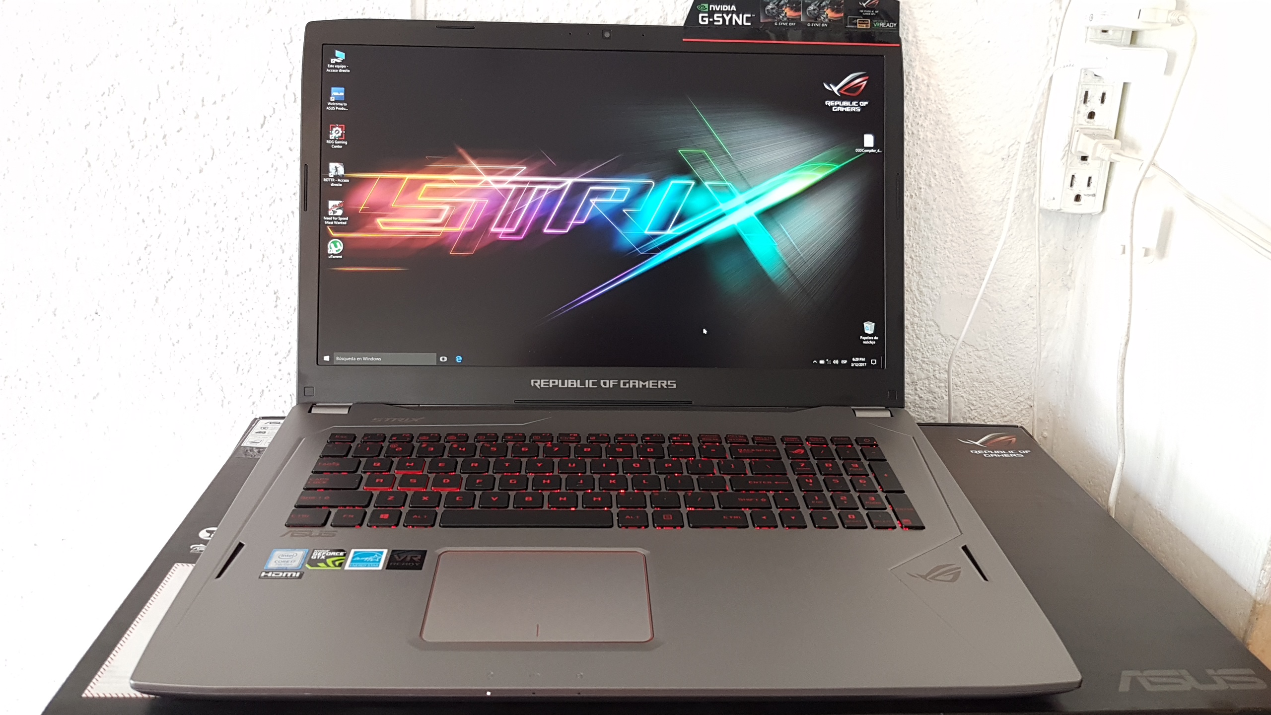 computadoras y laptops - Asus Gamer 17 Pulg Core i7 Ram 16gb Disco 2TB Nvidea Gtx 1070 8gb Dedicada 