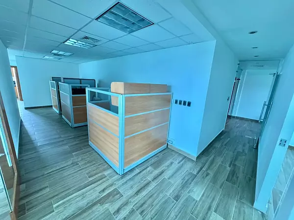 habitaciones y viviendas compartidas - Oficina Corporativa en Alquiler LA ESPERILLA 5