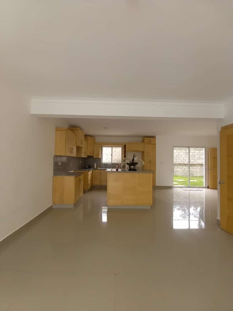 casas - Venta de Casa en Residencial Doña Idalia Madre vieja sur San Cristobal 4
