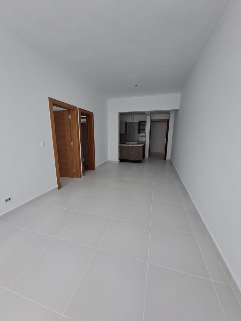apartamentos - Apartamento  1 habitacion Nuevo   3er piso Evaristo  Morales  0