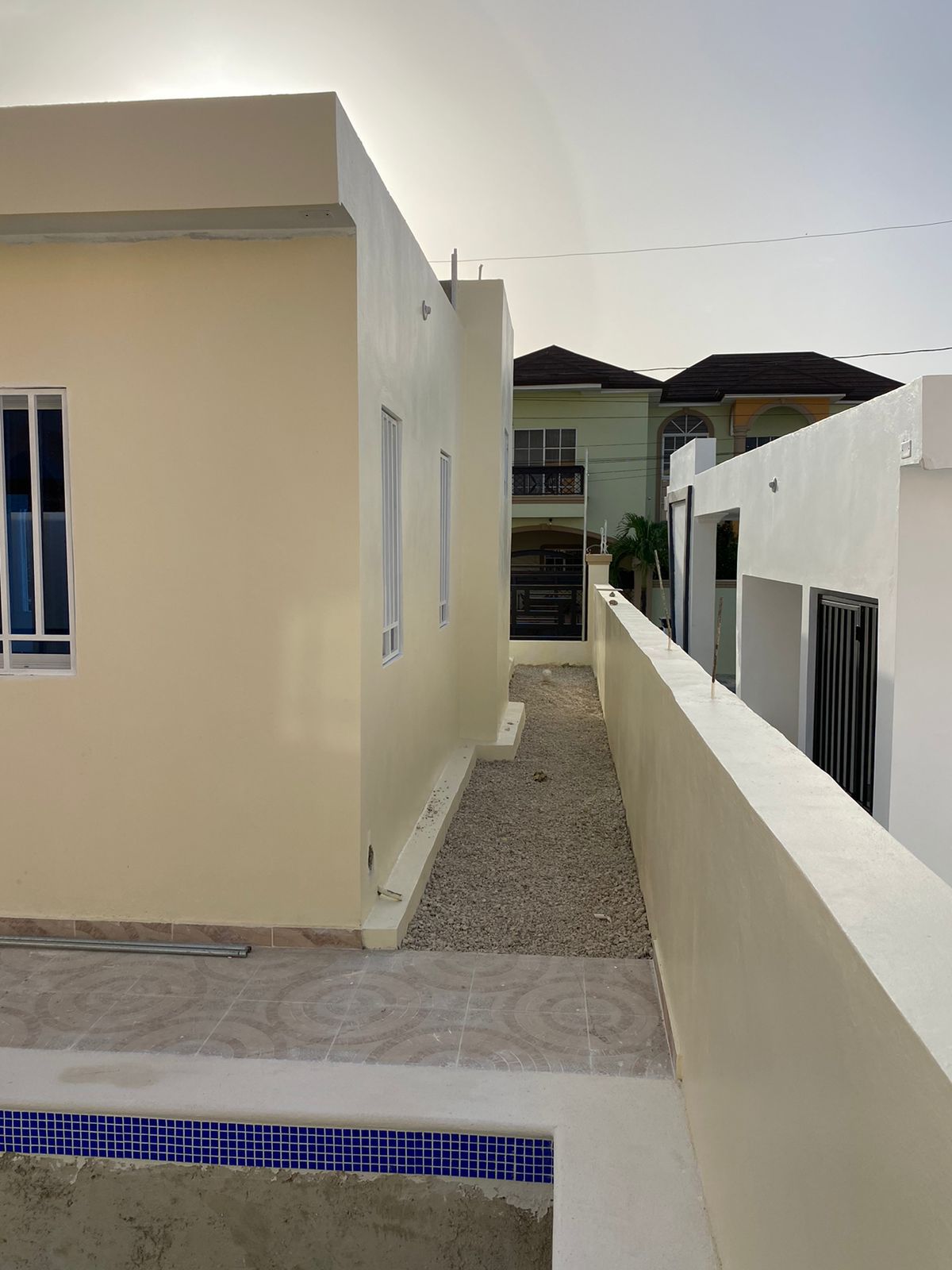 casas - casa de un nivel con piscina en lugar tranquilo  7