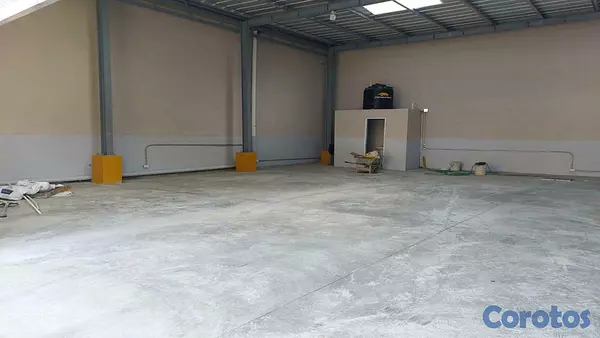 oficinas y locales comerciales - NAVE INDUSTRIAL NUEVA EN ALQUILER – ZONA INDUSTRIAL DE HERRERA 2