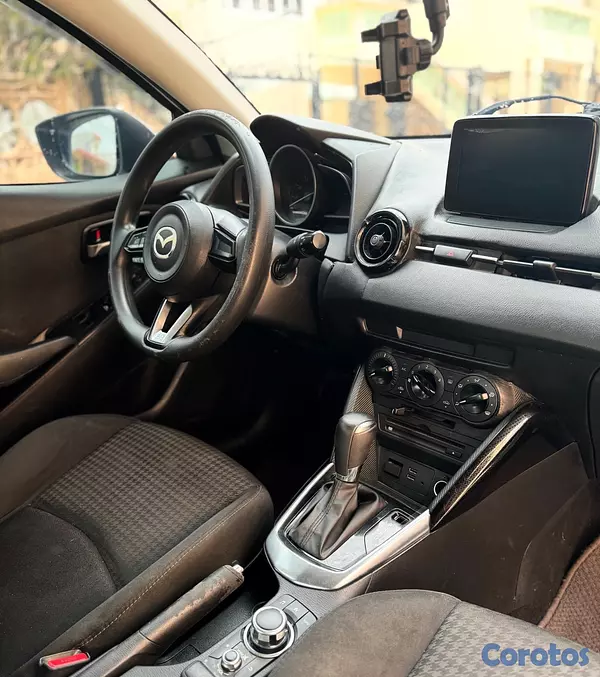 carros - Mazda demio 2018 Diesel 5
