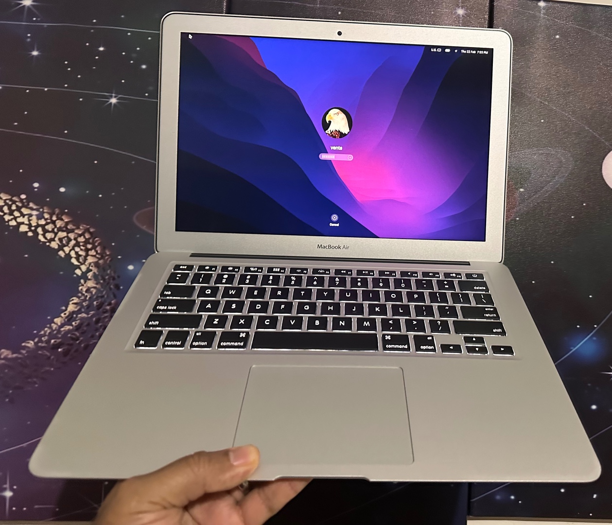 computadoras y laptops - MacBook Air 2015 de 13.3 pulgadas de 256 y 512gb 1