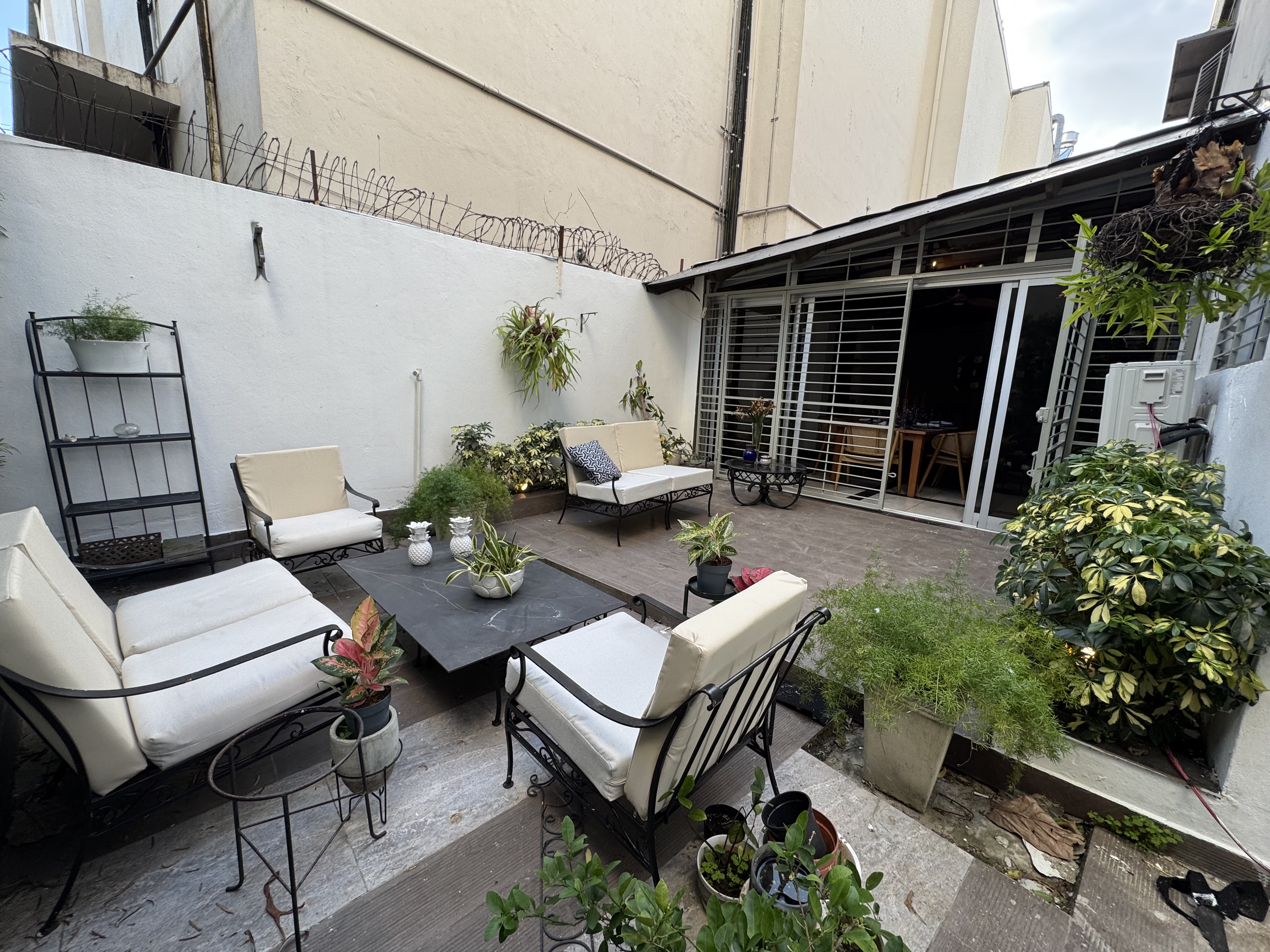 apartamentos - Apto con patio, venta cerca del Botánico US$225mil 0