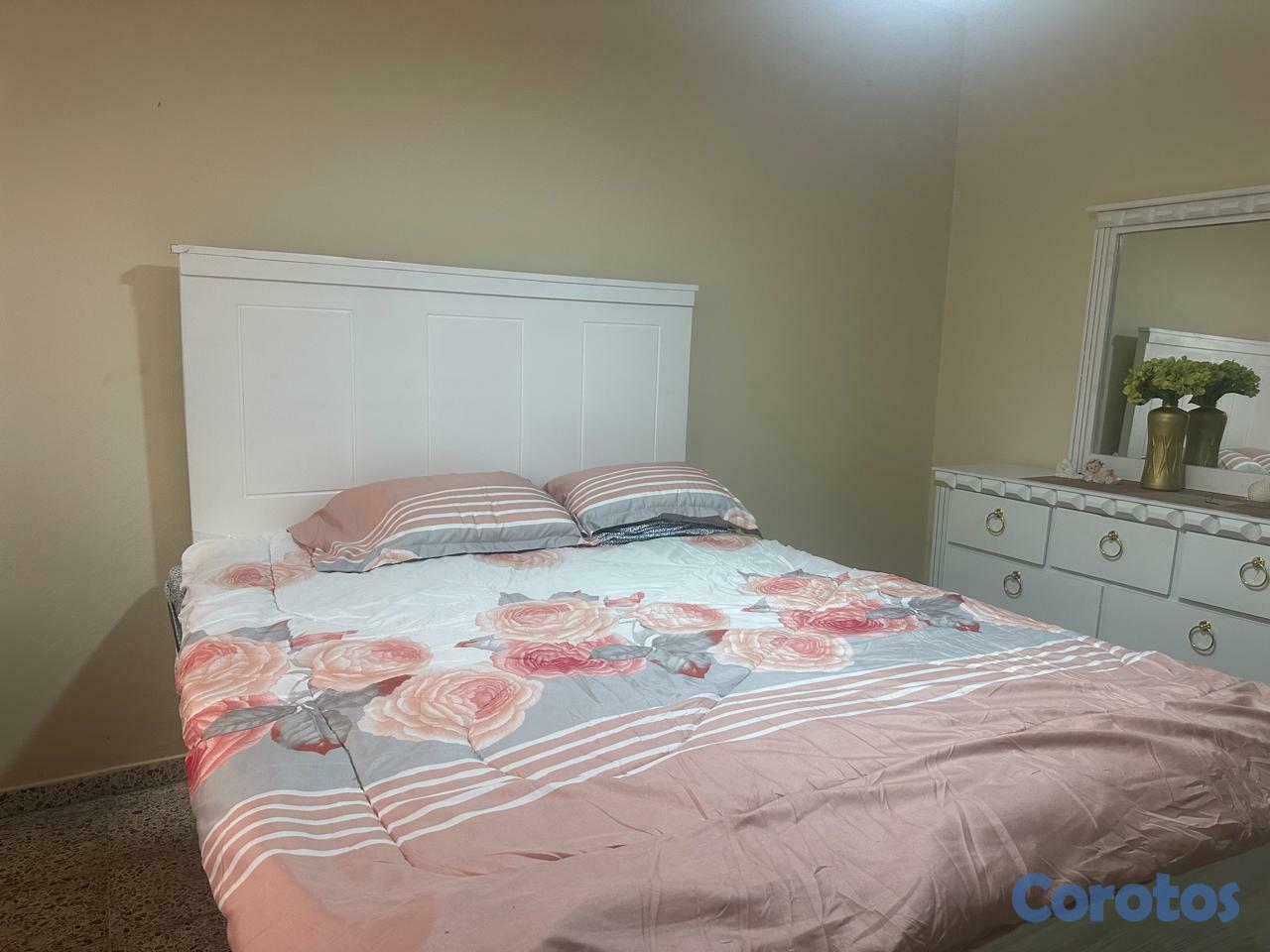 apartamentos - Apartamento en Alquiler Amueblado en Gazcue 2