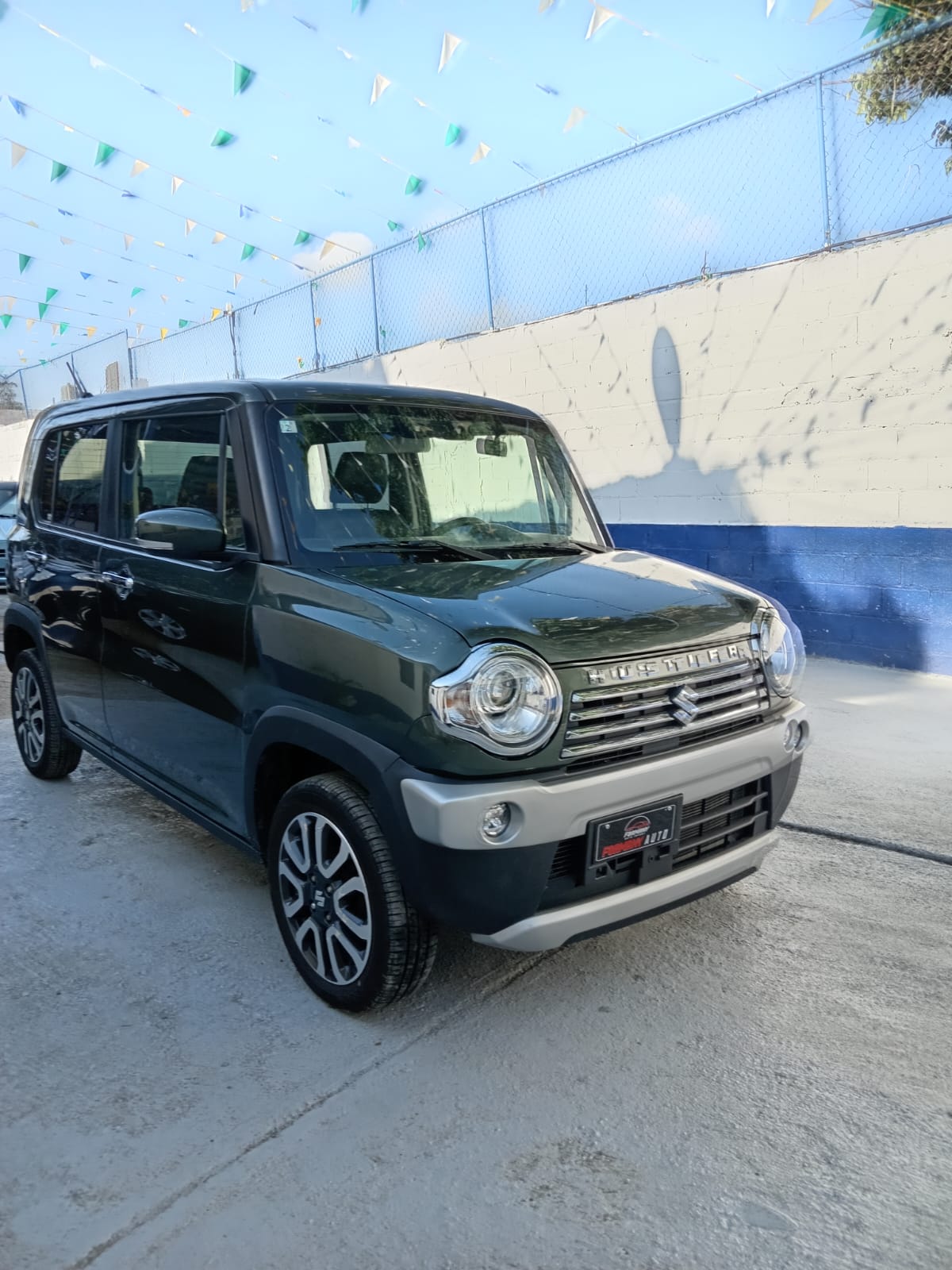 carros - SUZUKI HOSTLER  1