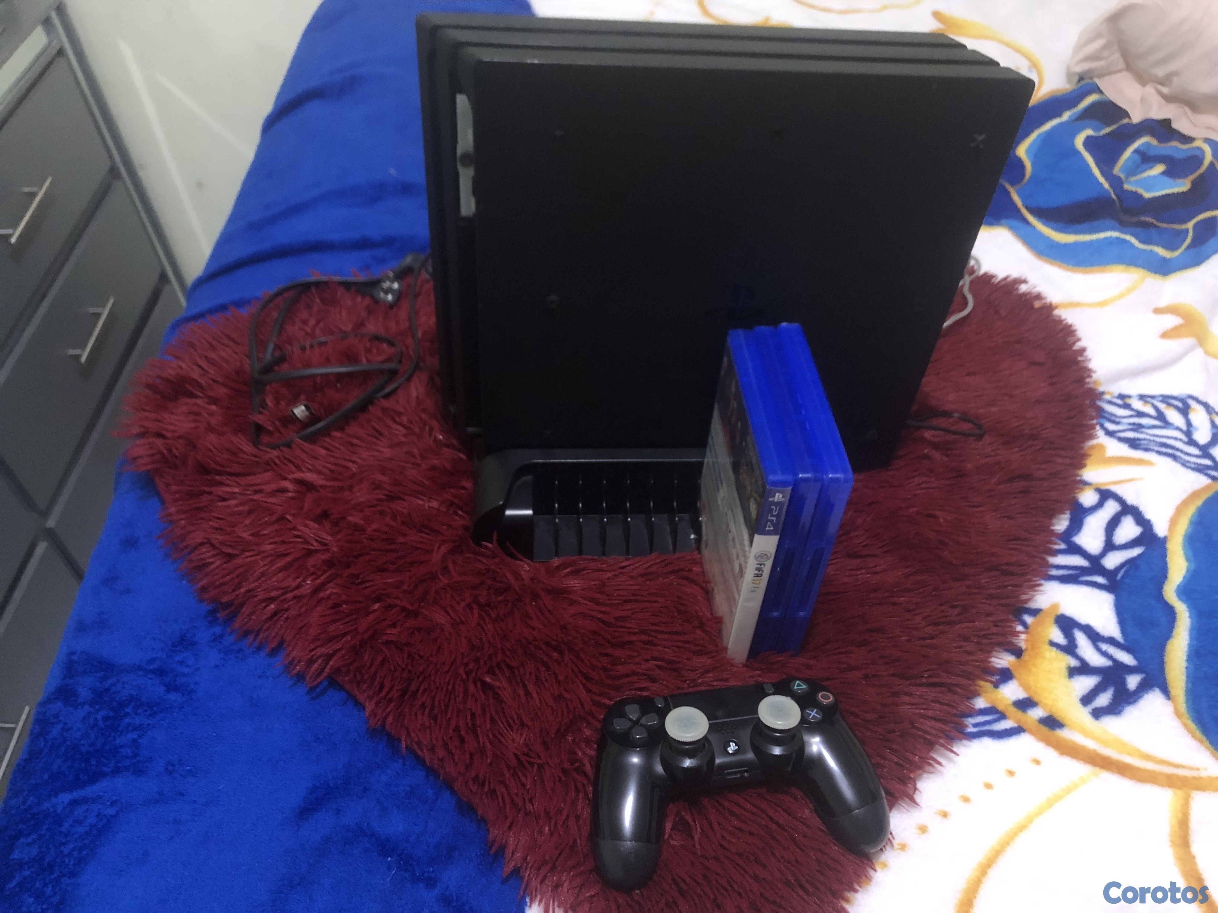 consolas y videojuegos - PS4 Pro en excelente estado 7