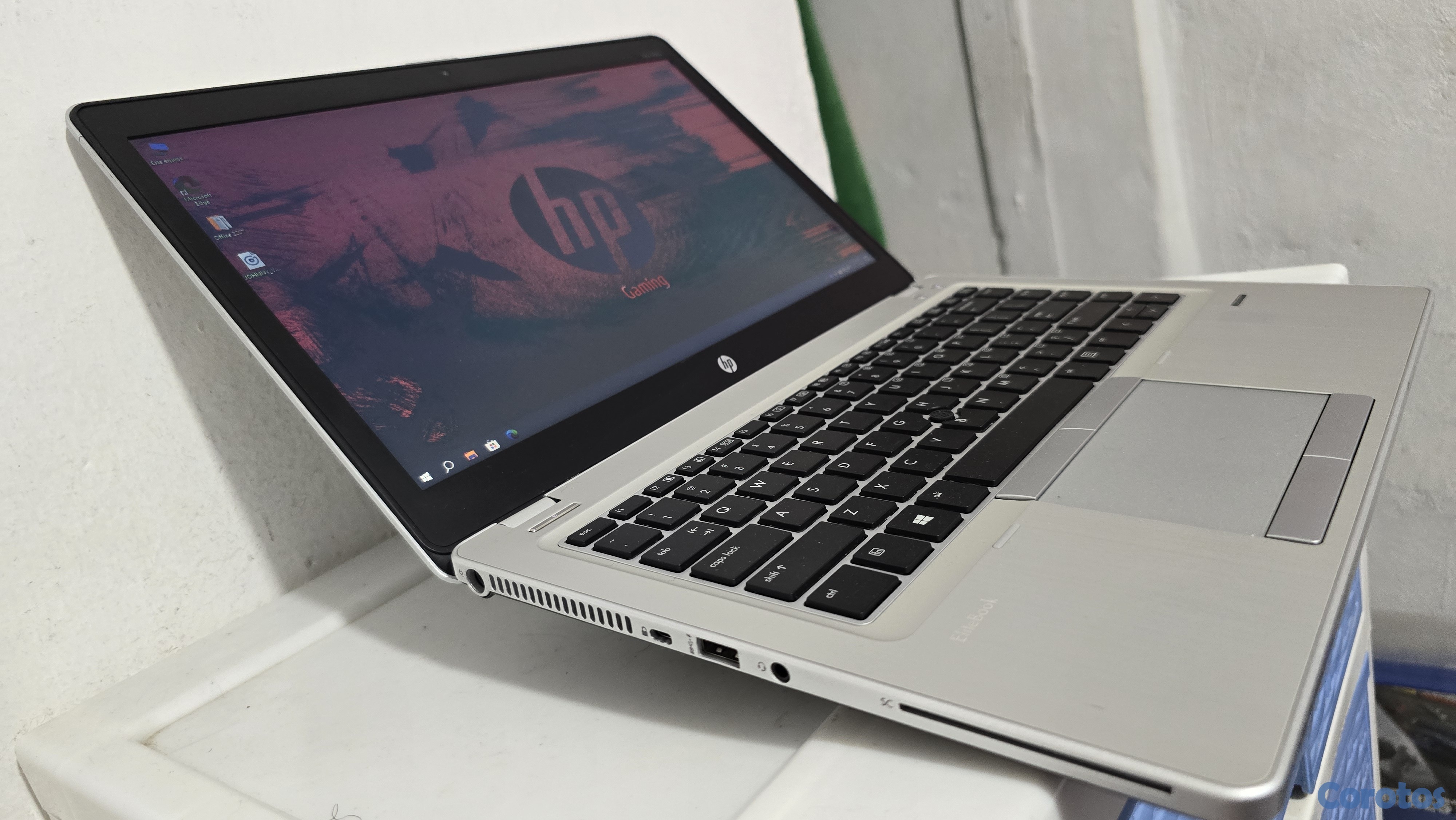 computadoras y laptops - laptop hp Folio 14 Pulg Core i7 Ram 8gb Disco 256gb ssd Solido Wifi bluetoth  2