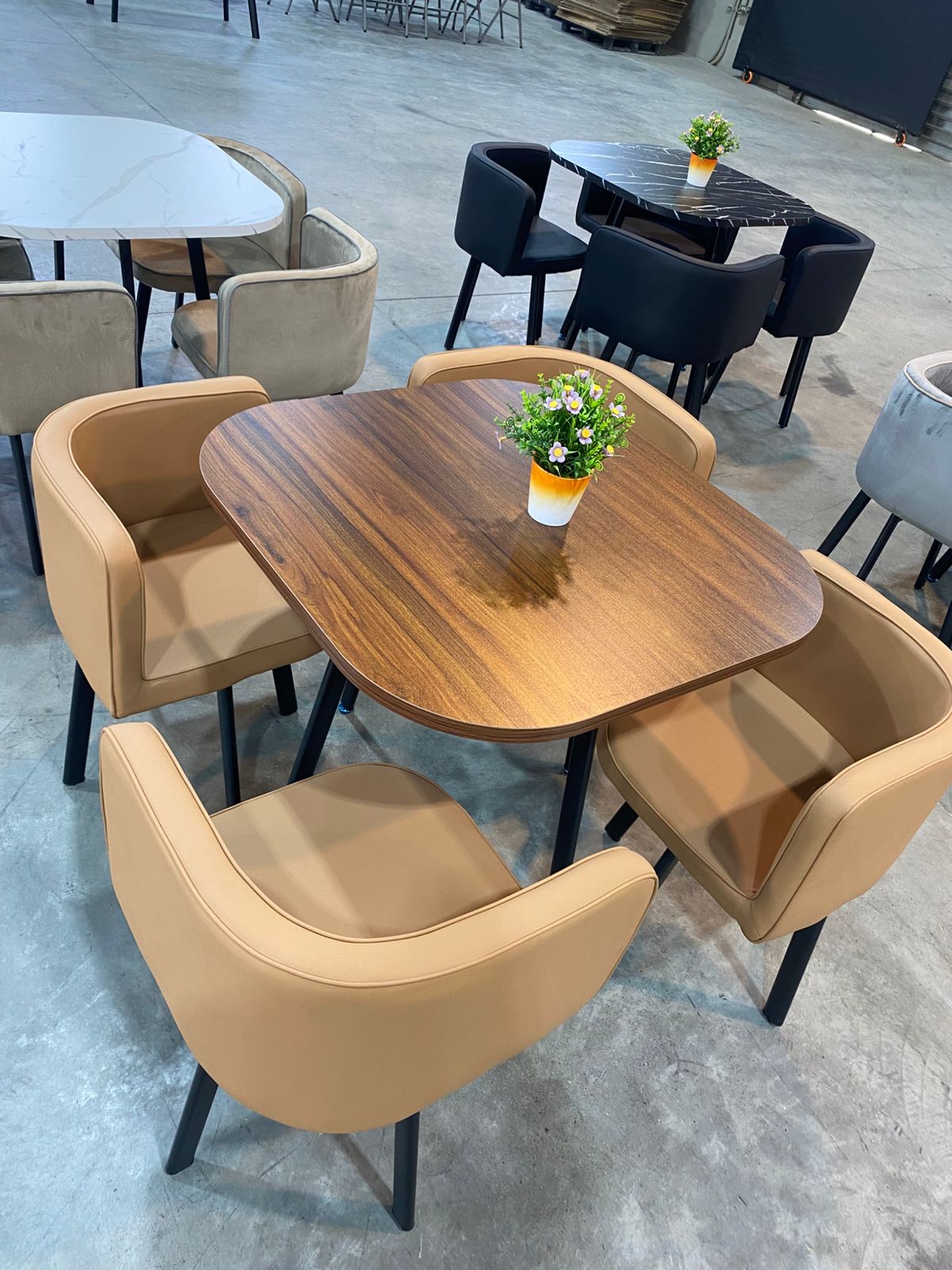 muebles y colchones - Juego de comedor compacto 4 sillas 2
