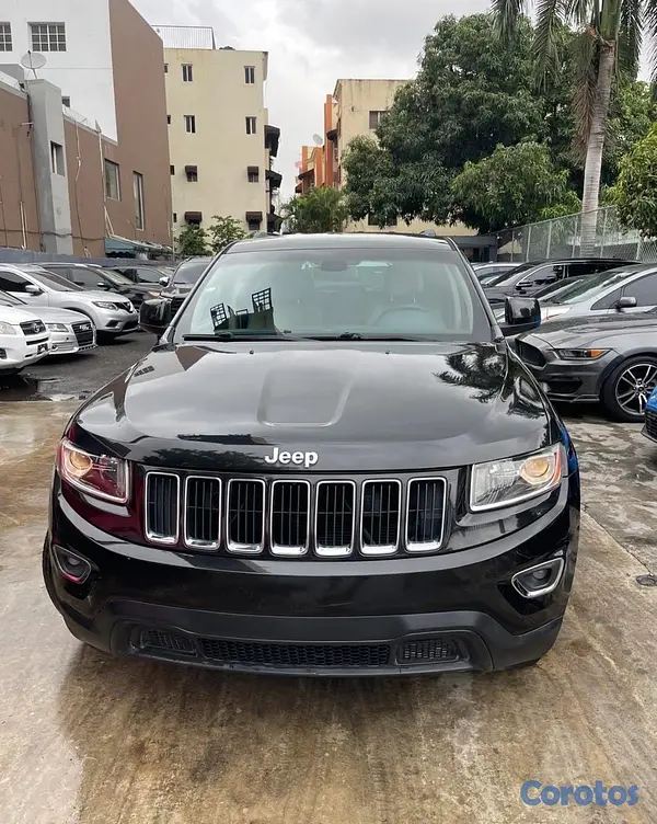 jeepetas y camionetas - JEEP GRAND CHEROKEE LAREDO 2016 2