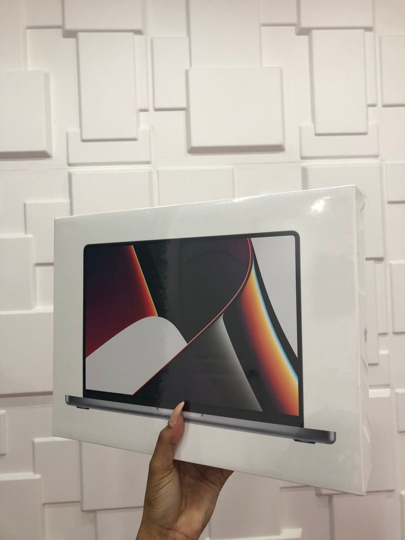 celulares y tabletas - MacBook Pro 14-inch 16gb RAM 1TB ssd 1
