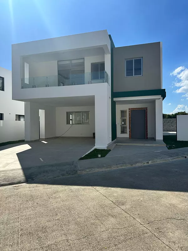 casas - Hermosa Casa en Urbanizacion Cerrada, Llanos de Gu 1