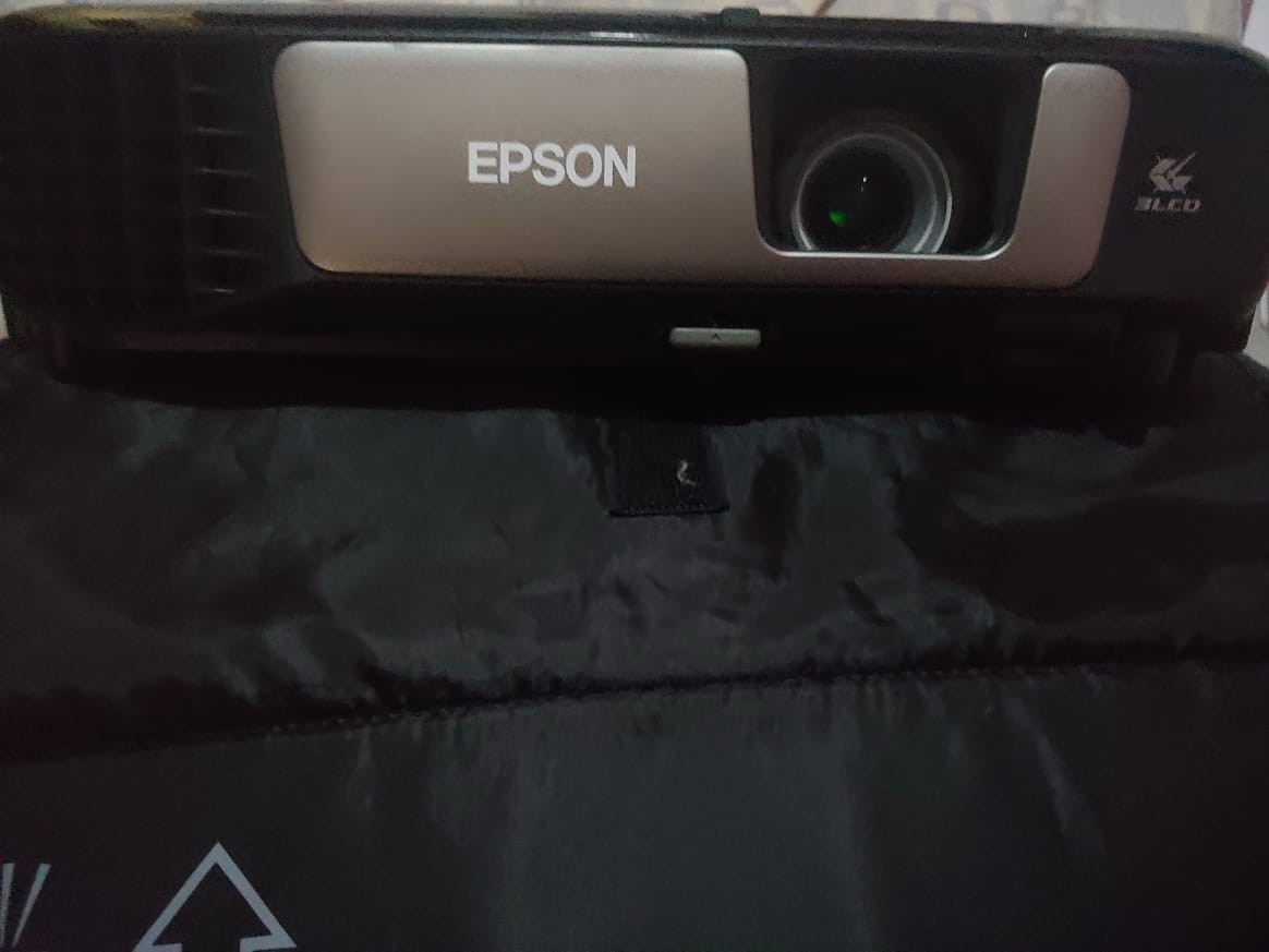 otros electronicos - Proyector Marca EPSON EX7260