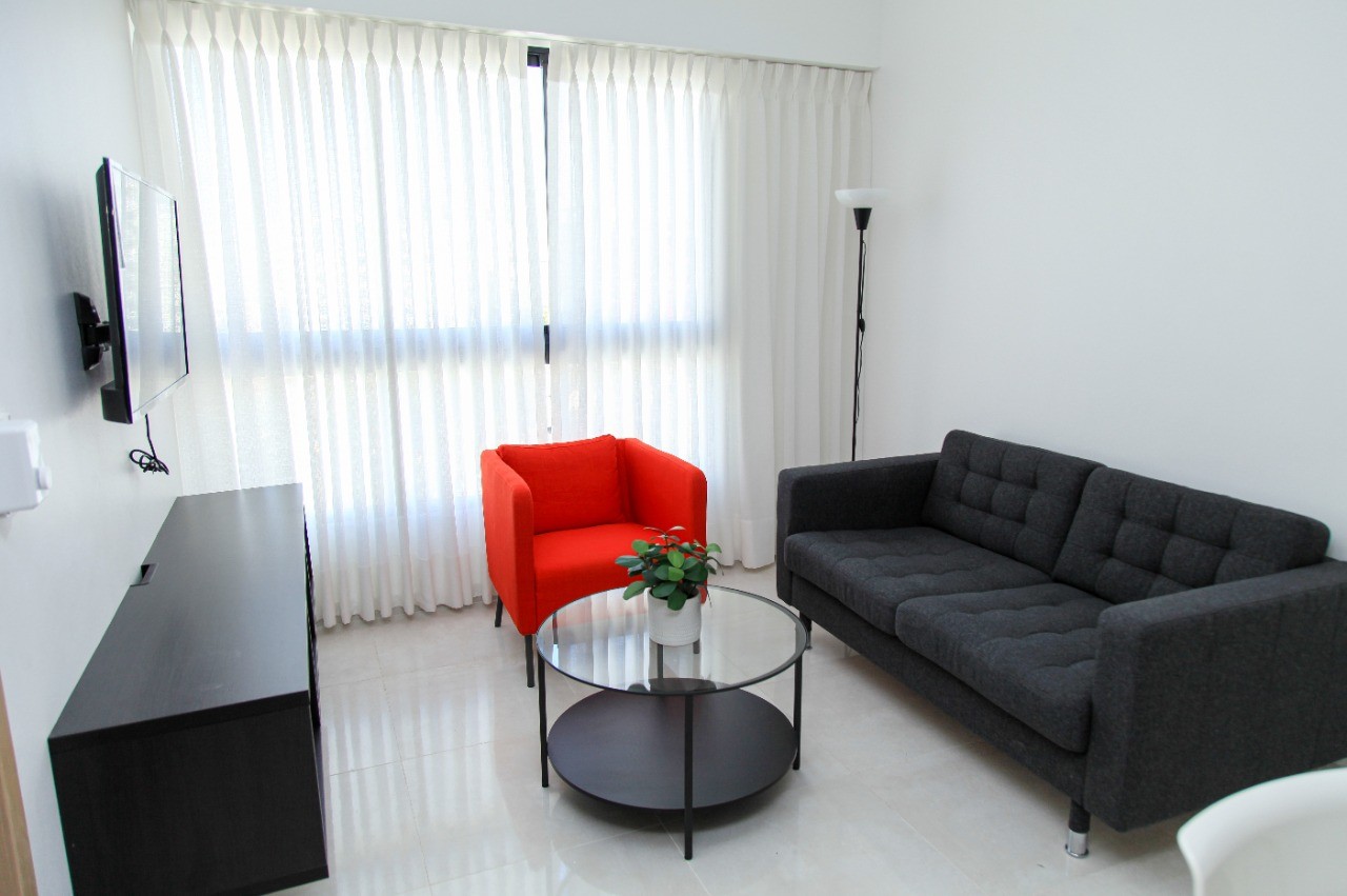 apartamentos - Evaristo Morales, Cómodo y Claro Apartamento Amueblado a Estrenar