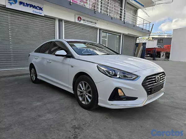 carros - HYUNDAI SONATA NEW RISE 2018 BLANCO 9