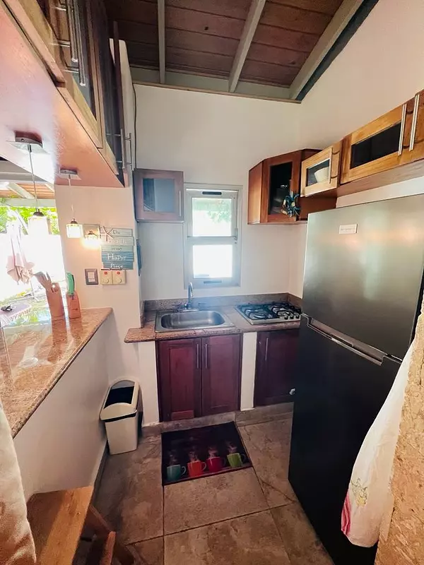 casas vacacionales y villas - ALQUILER DE VILLA EN JUAN DOLIO  4