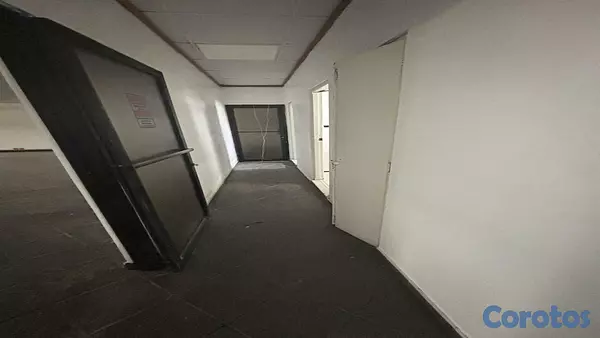 oficinas y locales comerciales - Alquiler Local Comercial Naco 2do piso 76Mts 3
