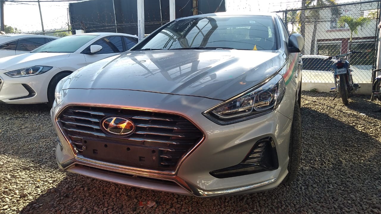carros - HYUNDAI SONATA NEW RISE 2018 GRIS