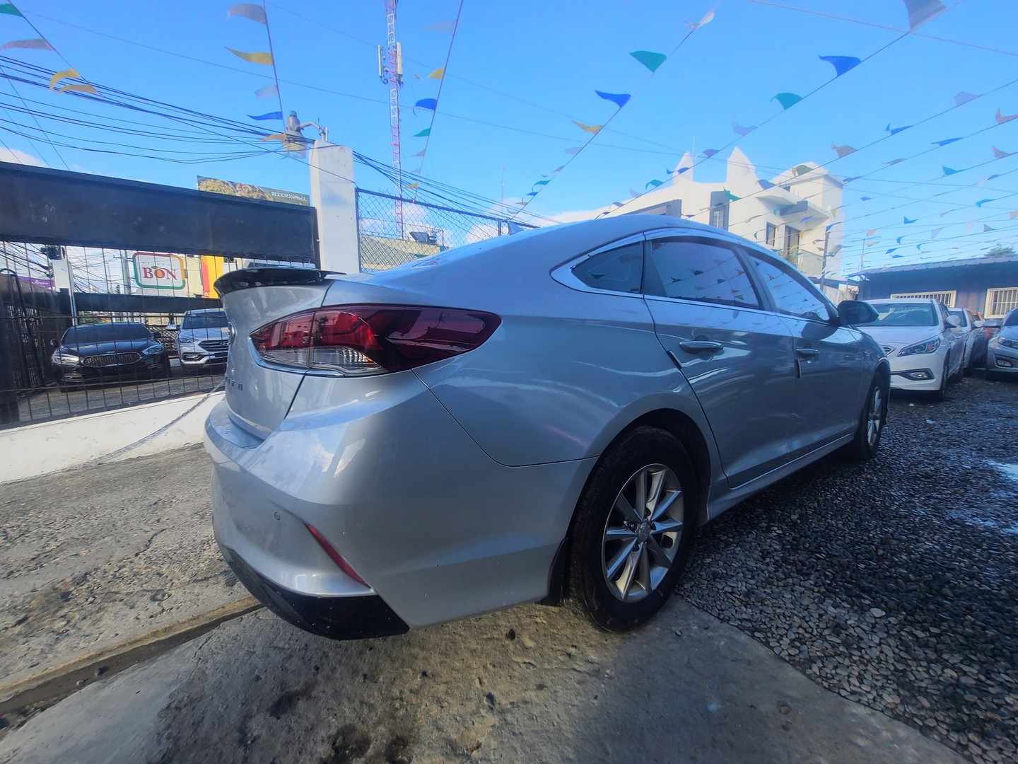carros - HYUNDAI SONATA NEW RISE 2018 GRIS 4