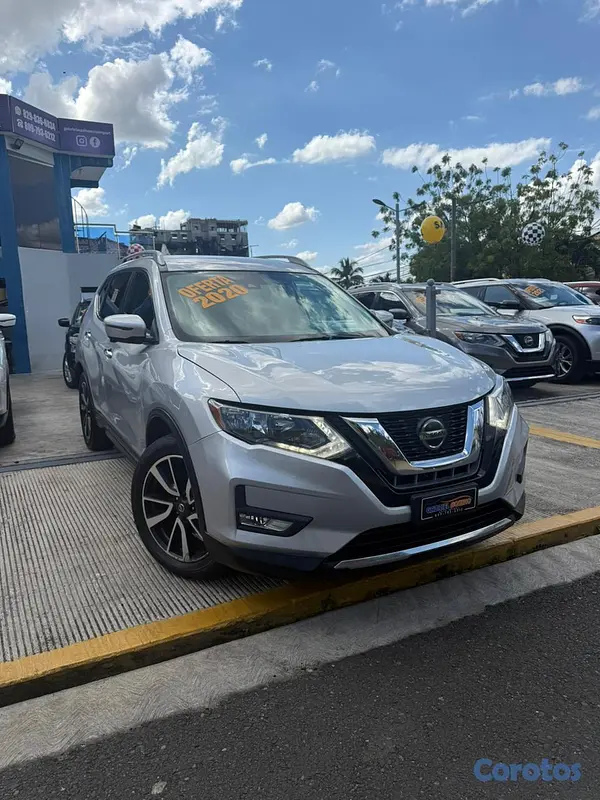 jeepetas y camionetas - Nissan Rogue SL 2020 2