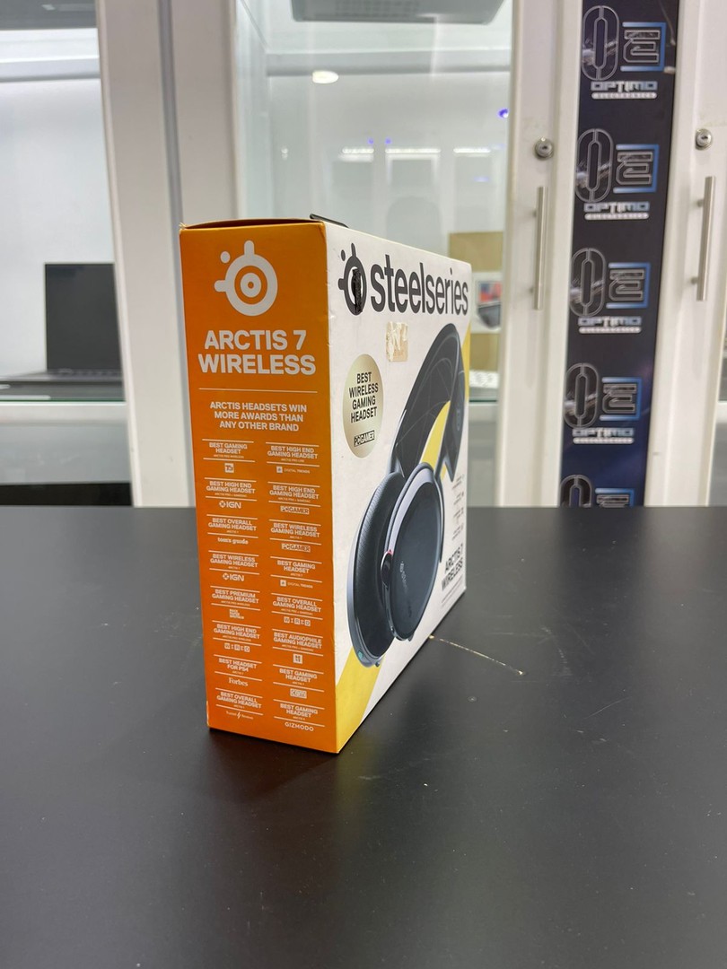 camaras y audio - Audifonos SteelSeries Arctis 7 Inalambricos Nuevos 3