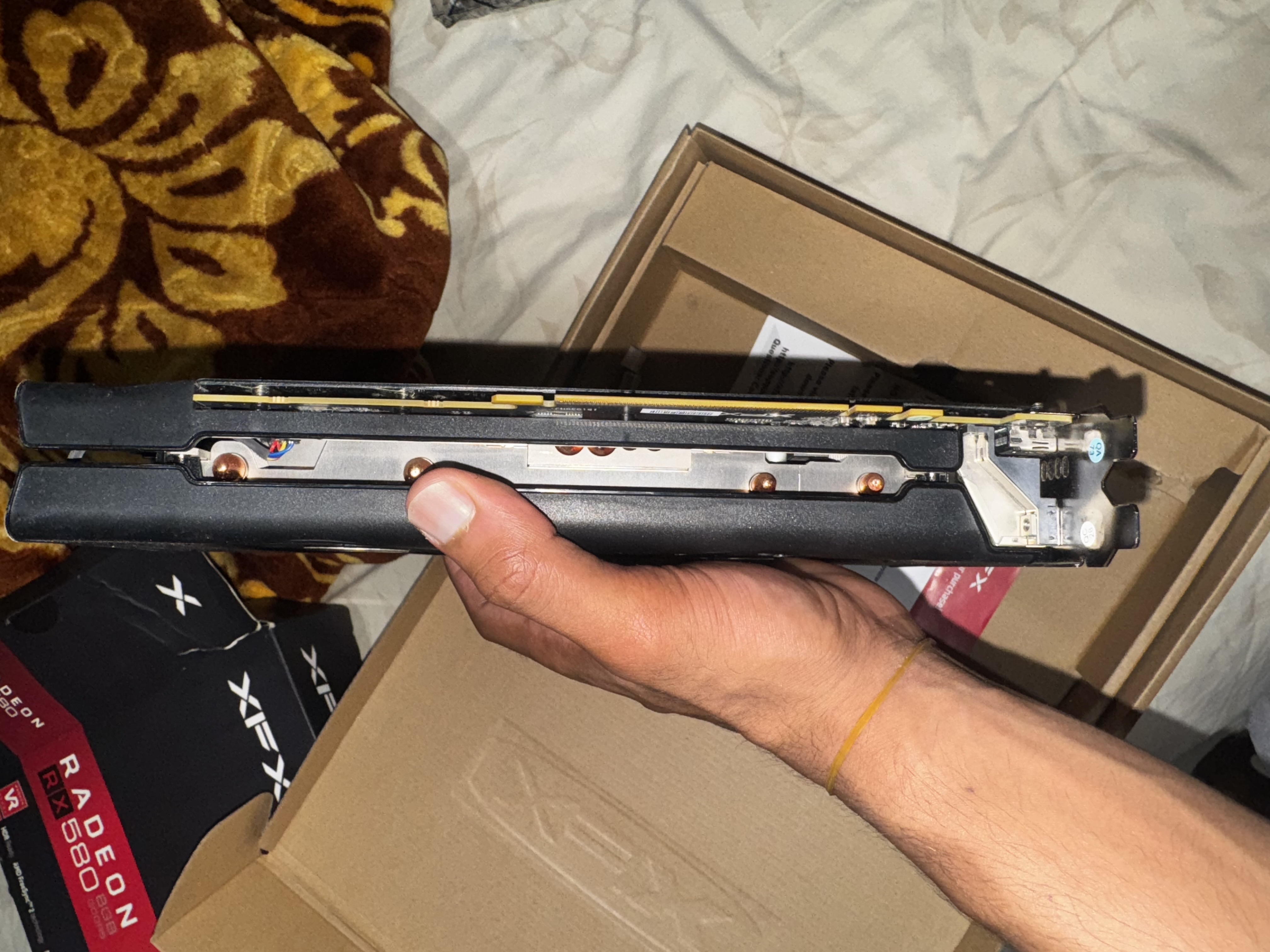 computadoras y laptops - TARJETA GRÁFICA RADEON RX 580 8GB DDR5 6
