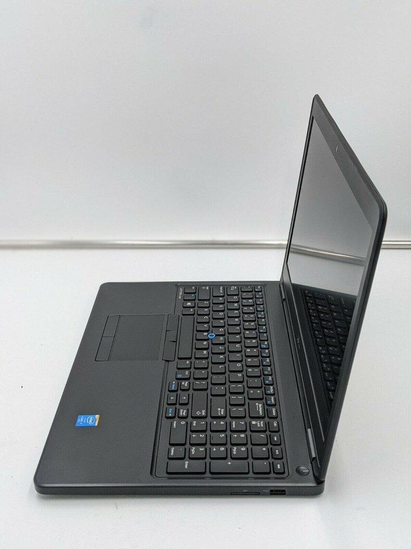 computadoras y laptops - Dell Latitude E5550 i5-5300U|8GB|500GB HDD 1920x1080