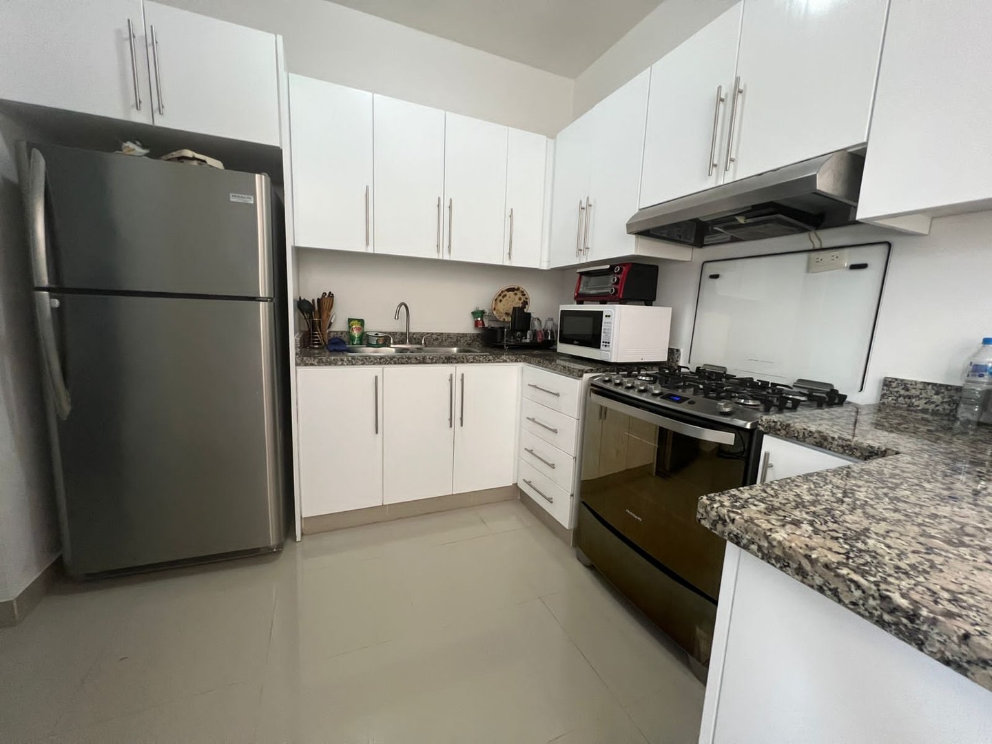 apartamentos - Hermoso 1er Nivel en Las Damas, Santiago 3