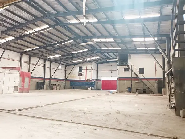 oficinas y locales comerciales - Nave en venta en el Quisqueya  4